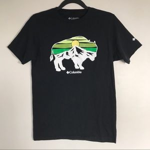 Columbia Men’s Black Bison Mountain Graphic Short Sleeve T-Shirt Small